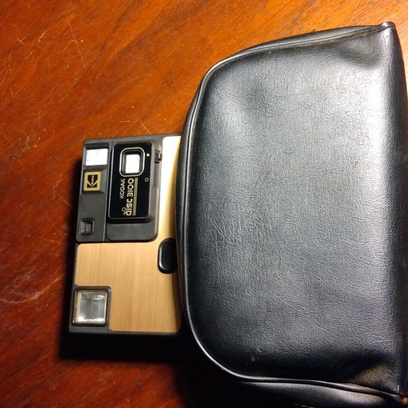 Kodak disc camera with film and case - Picture 4 of 4